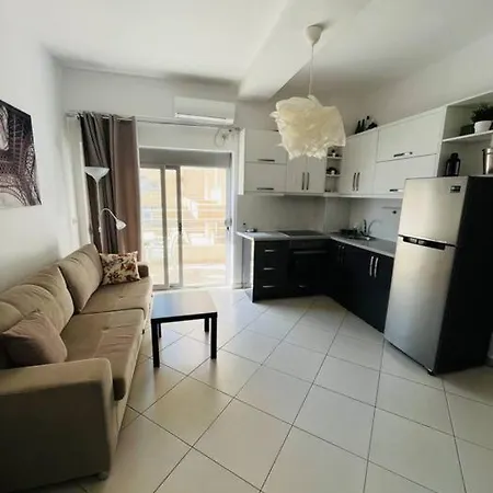 Isabelle Apartment